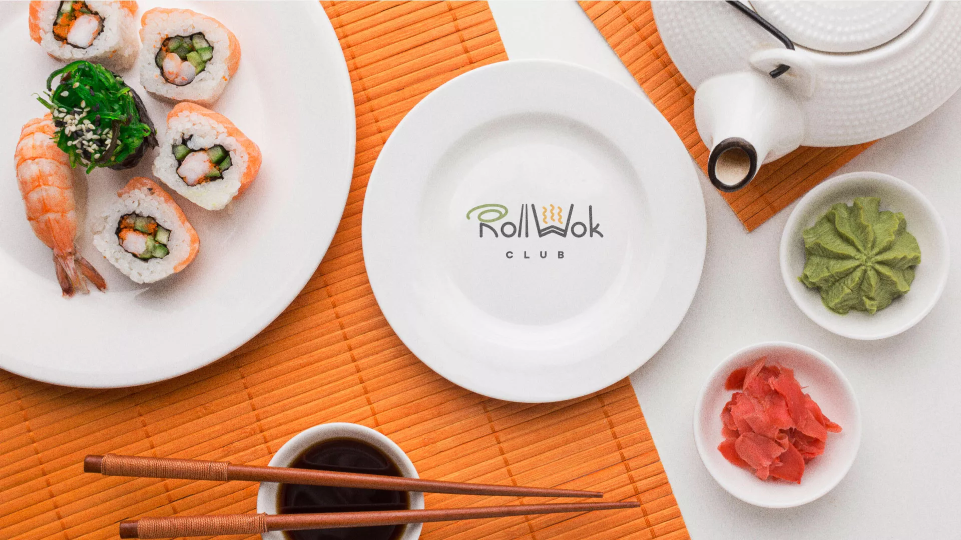 Разработка логотипа и фирменного стиля суши-бара «Roll Wok Club» в Красногорске